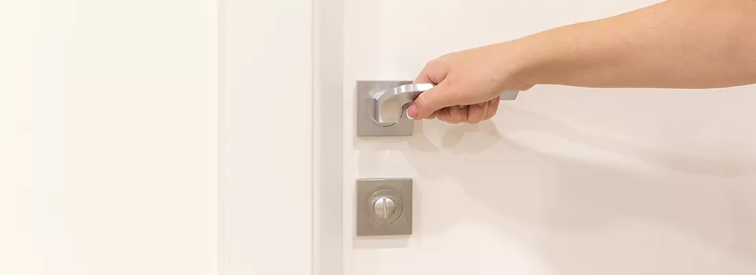 Wireless Push to Lock Door Options in Lake Magdalene, FL